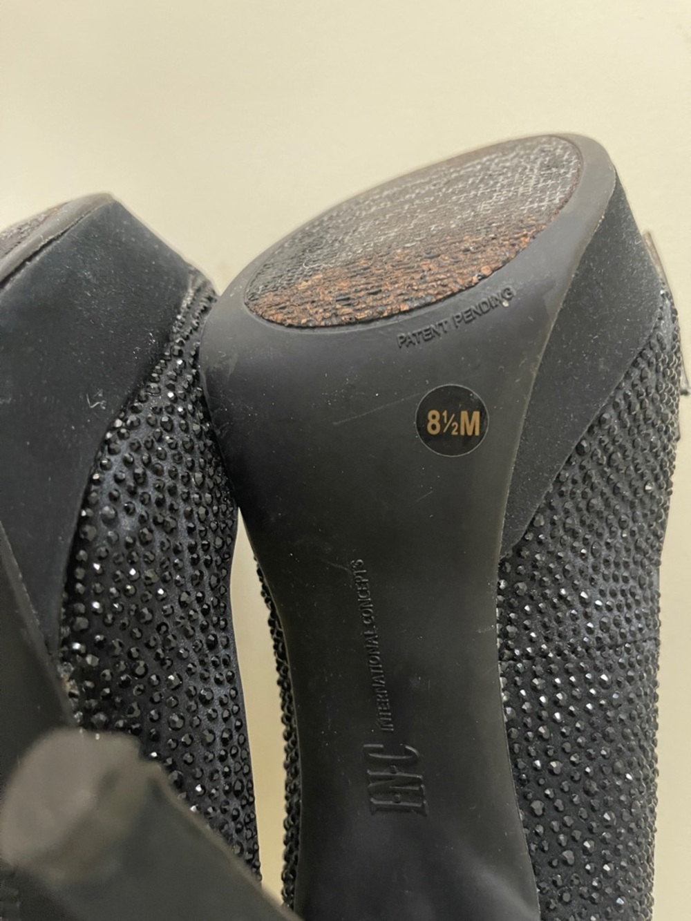 INC International Concepts Black Rhinestone Bow Platform Pumps Size 8.5 - Picture 9 of 9